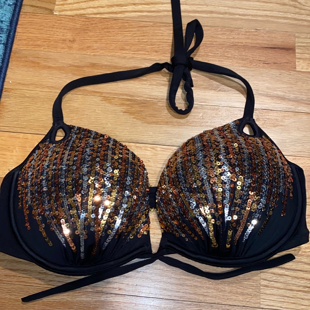 Victoria’s Secret Bikini Top (Size 36D)